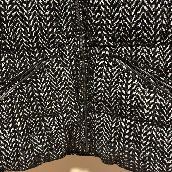 ❤️🔥CLEARANCE❤️🔥 NWOT MACKAGE Black and White Puffer Jacket, Size L - Picture 3 of 10